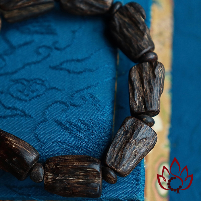 Vòng Trầm Hương Hạt Trúc Thô | Trầm Bì Rễ Chìm Nước